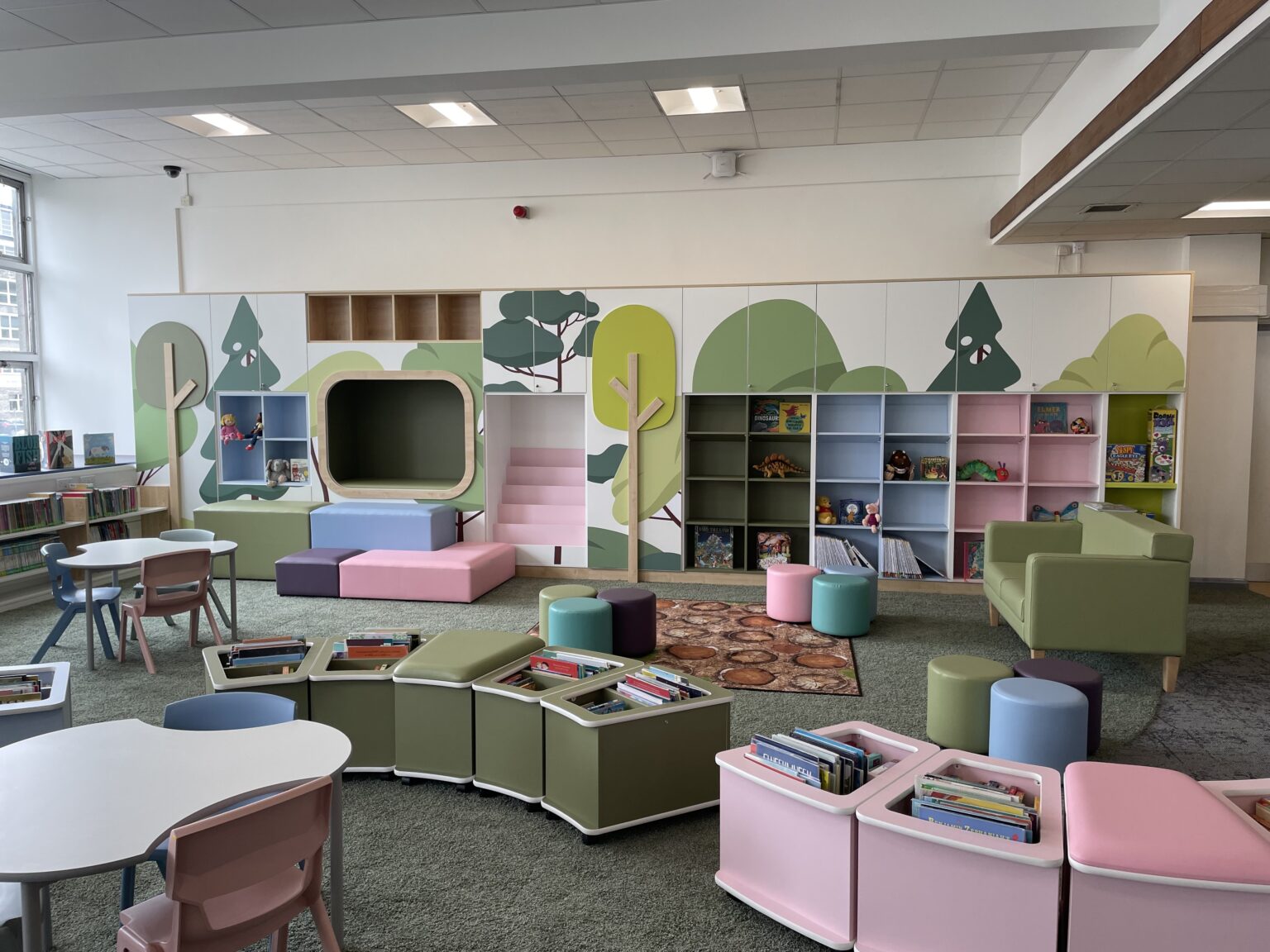 Market Leading Library Furniture Design - FG Library & Learning